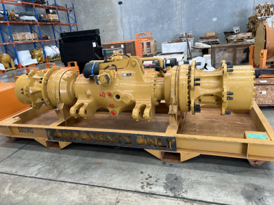 ELPHINESTONE AXLE AR COMPLETE-CENTRE