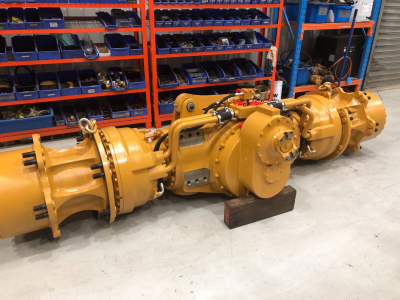 ELPHINESTONE Haulmax 39... AXLE AR COMPLETE-REAR